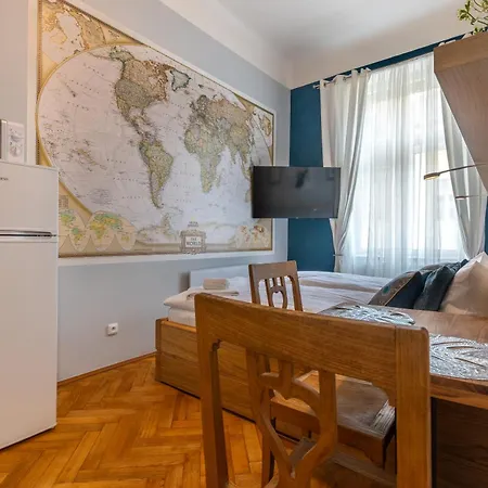 Apartment Cozy Close To Old Town Square