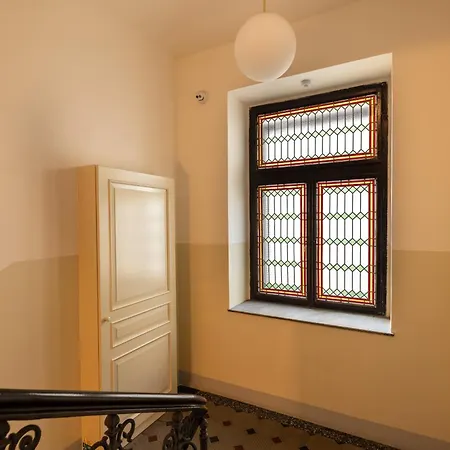 Apartment Charming Old Town By Easybnb Premium